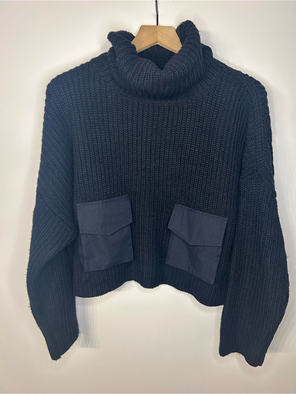 Zara Women’s Navy Blue Chunky Turtleneck Sweater with Large Pockets, Size Large - Picture 3 of 12